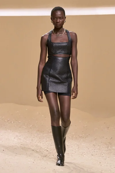 Look 57